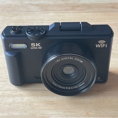 新品 デジタルカメラ 5K録画 Wi-Fi対応 自撮り・Vlog用にも！の画像