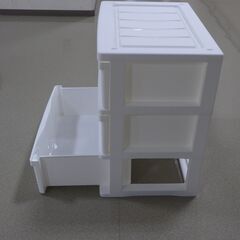 （出品番号694）【中遠クリーンセンター・リユース品】収納ケース（３段）の画像