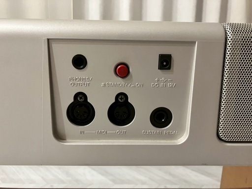 電子ピアノ　YAMAHA ELECTRIC   PIANO   P-60