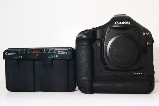 【ショット数660回 新品級】Canon 1Ds MarkIII ショット数660回 新品級】Canon 1Ds MarkIII