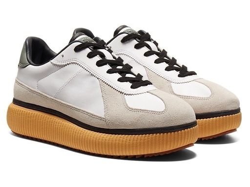 【定価40%off】Onitsuka Tigerスニーカー