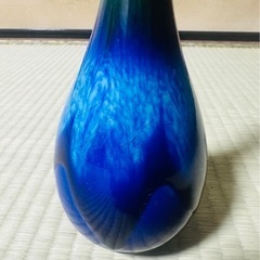 【無料】お洒落な花瓶【一輪挿し】の画像