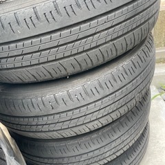 タイヤの画像