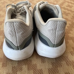 adidas グレー ランニングシューズ  27cmの画像