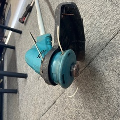 Makita 18V 充電式草刈機　2台の画像
