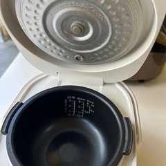 SHARP 3合炊き　2019年式の画像