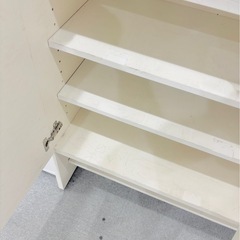 白い靴箱！の画像