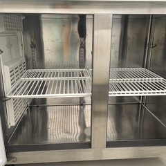 業務用冷蔵庫の画像