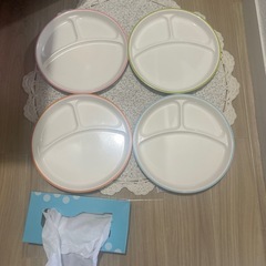 お皿の画像