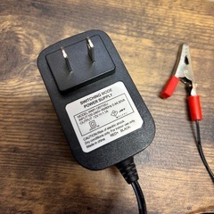 電動リール用バッテリーの充電器
の画像