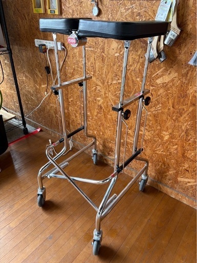 G2210 星光医療器　リハビリ　ワンタッチ折りたたみ歩行器　アルコー　高さ調整可能