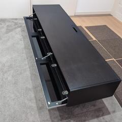 テレビボードの画像