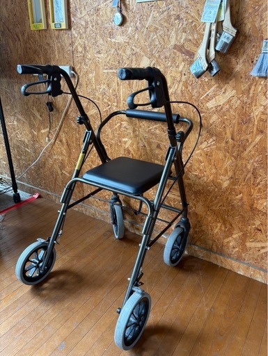 G2211 歩行補助車　折り畳み　竹虎　籠欠品　2022年　　ハッピーIIトール