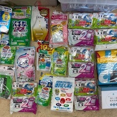 【まとめ売り】【生活雑貨・洗剤・日用品セット】掃除用洗剤 キッチン用品 入浴剤 石鹸 ボディソープ 消耗品詰め合わせ まとめて引き取り アタックリセットパワー マジックリン ハイター マイペット ダヴ メンズスプレー 掃除洗濯まとめ売りの画像