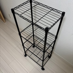 スチールラックの画像