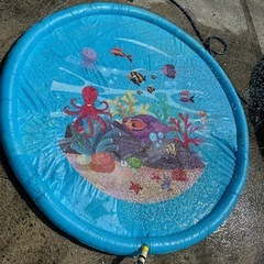 噴水マット 水遊びの画像