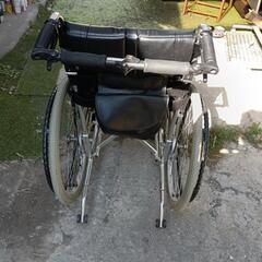 折りたたみ可能車椅子の画像