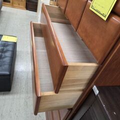 J8527【リユースのサカイ柏店】 7段チェスト クリーニング済の画像