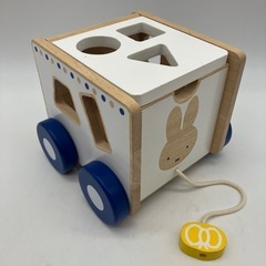 stp-3285 ミッフィー　おさんぽパズルカー　形合わせ　パズル　木のおもちゃ　知育玩具　知育　おもちゃ　玩具　積み木　ブロック　木製車　くるま　プルトーイ　プルトイの画像