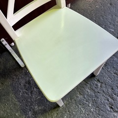 IKEA 白　インゴルフ　チェアの画像