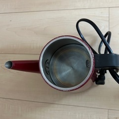電気ポットの画像