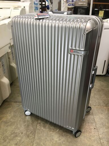 海外・日本製品のサルベージ品　SWISS  MILITARY　キャリーバッグ２８インチ