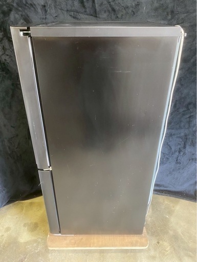 【成約済み】Hisense ブラウン 冷蔵庫 HR-G13B-BR[134L /2ドア /右開きタイプ] [冷凍室 46L]