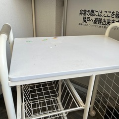 ワゴン　スチールラックの画像