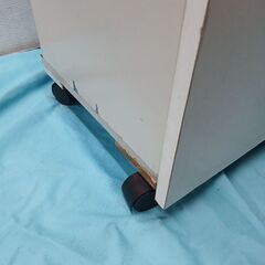 作業台　1230円　テーブル折り畳み　キャスター付きの画像