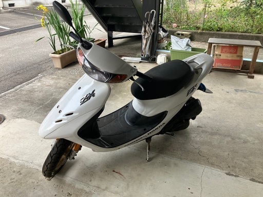 ライブディオZX 純正白　規制前7.2馬力