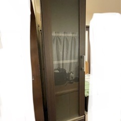 無料.食器棚の画像