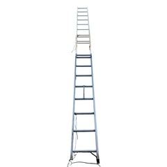 手渡し/近隣配達のみ■2連ハシゴ 梯子の高さ 約354cm〜約550cm 型番 メーカー不明 現状渡し 中古品■ジモティ姫路の画像