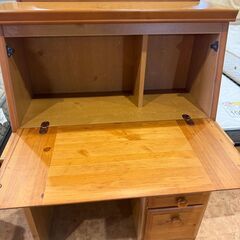 【愛品館市原店】カントリー調ライティングデスクの画像