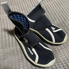フローティングジャケット 靴のセットの画像