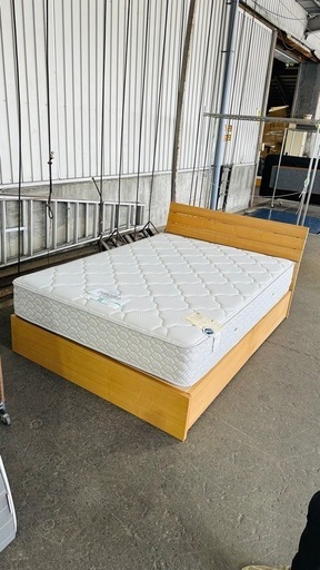 ❗️❗️激安❗️❗️ダブルベッドフレームとFRANCE BED  マットレスのセット