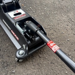 ジャッキ　タイヤ交換　車用品の画像