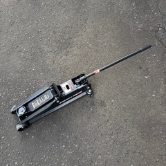 ジャッキ　タイヤ交換　車用品の画像