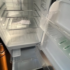 冷蔵庫hisense20年138Lガラスドア右開き一人暮らし用仙台市内送料込みの画像