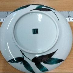 0722-380 九谷焼 食器 お皿 青手竹葉図 6.5号皿 径22cmの画像