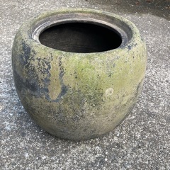 昭和レトロ　、水瓶?   メダカ鉢？
の画像