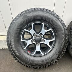 285/70 R17 スタッドレスタイヤ＆ホイール4本セット　iceGUARD G075 2022年製造　９分山　北海道札幌発　YOKOHAMA　JEEP純正ホイール　ラングラー　JL36L　の画像