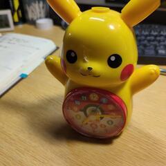ピカチュウのおもちゃ　時計は壊れていますので動きませんの画像