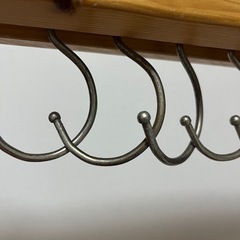 木製ハンガーラックの画像