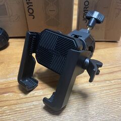 JOYROOM 携帯電話ホルダー 自転車 オートバイ 2025 アップグレード 4点振動減衰 スマートフォンホルダー 自転車ハンドルバー 携帯電話ホルダー オートバイ iPhone16およびSamsungなど 防振　まとめ買い歓迎　卸ます　アマゾン引き上げ商品　倒産品　ネット商材　卸ます　転売　アマゾン引き上げ商品　卸し　問屋　倒産品　転売OK　ネット商材　アマゾン　商品　景品　コンペ　新品　未使用　卸売り　卸売の画像