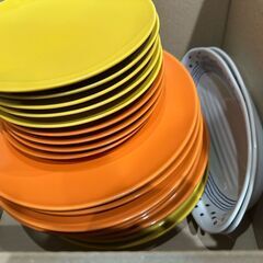 【急募】食器セットの画像