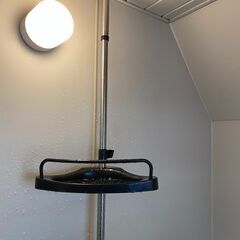 浴室用ラック　棚　高さ自由自在　突っ張り棒　４段の棚付①の画像
