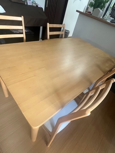 決定しました。オシャレなダイニングテーブル&チェア