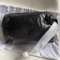 ⭐️新品未使用⭐️ メゾンマルジェラ　グランスラム　カメラバッグ　ブラックの画像