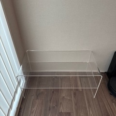 アクリルテーブルの画像