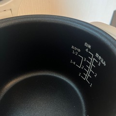 4号炊き　炊飯器の画像